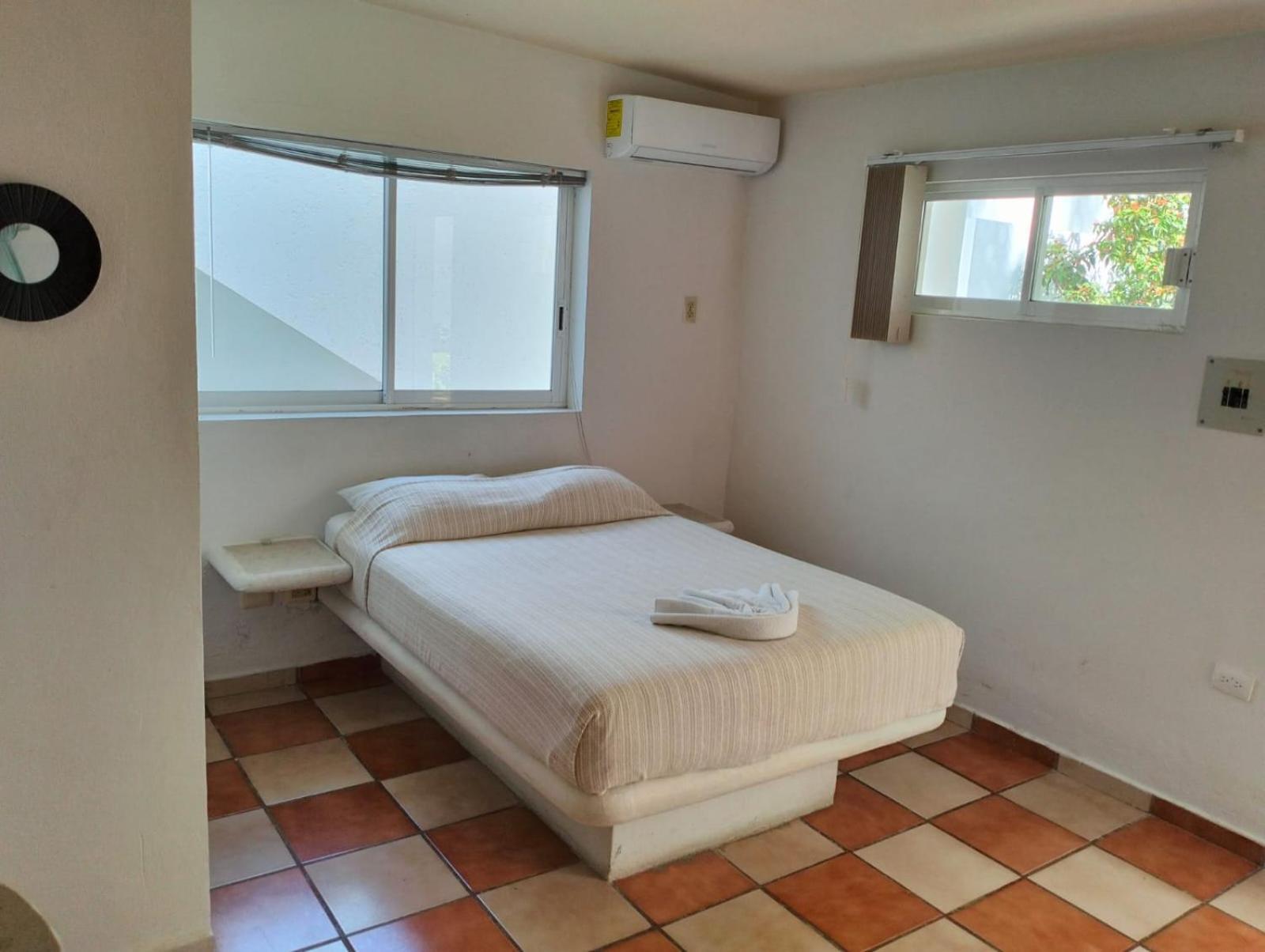 Hotel Dos Mundos, Isla Косумел Екстериор снимка