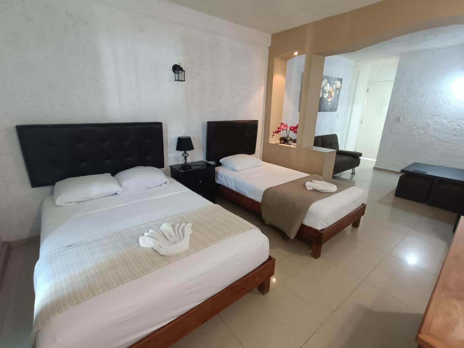Hotel Dos Mundos, Isla Косумел Екстериор снимка